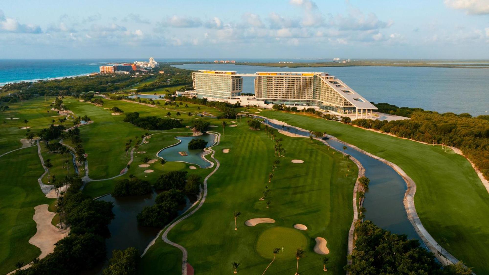 Hyatt Vivid Grand Island Cancun (Adults Only) Cancún Exterior foto